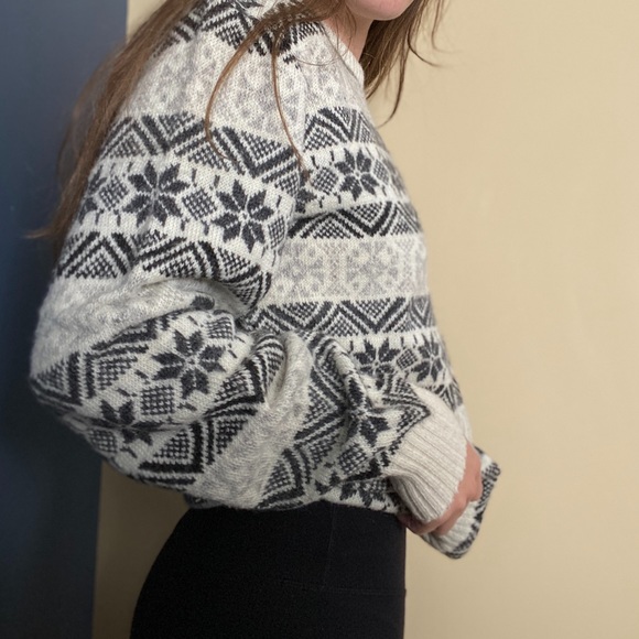 Club International Wool Sweater - Picture 3 of 5